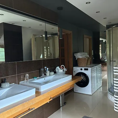 Vila Hamry Z Jacuzzi *