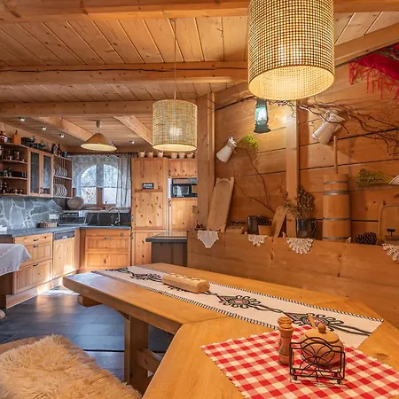 Vila Hamry Z Jacuzzi *