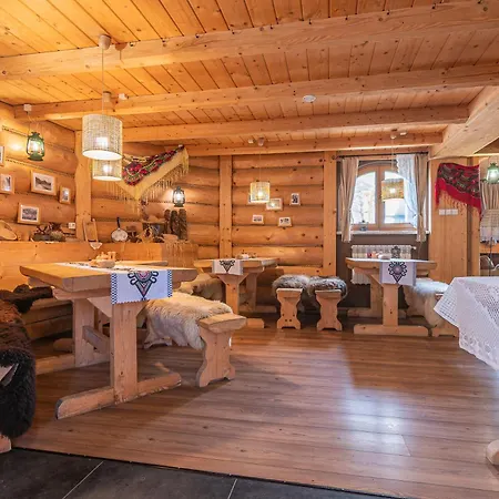 Vila Hamry Z Jacuzzi Poronin