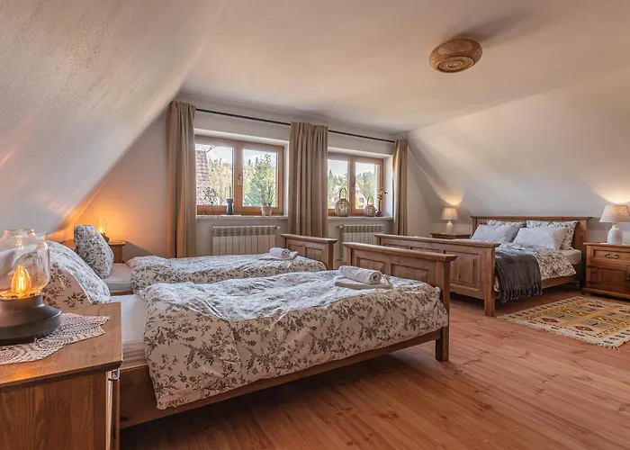 Hamry Z Jacuzzi Villa